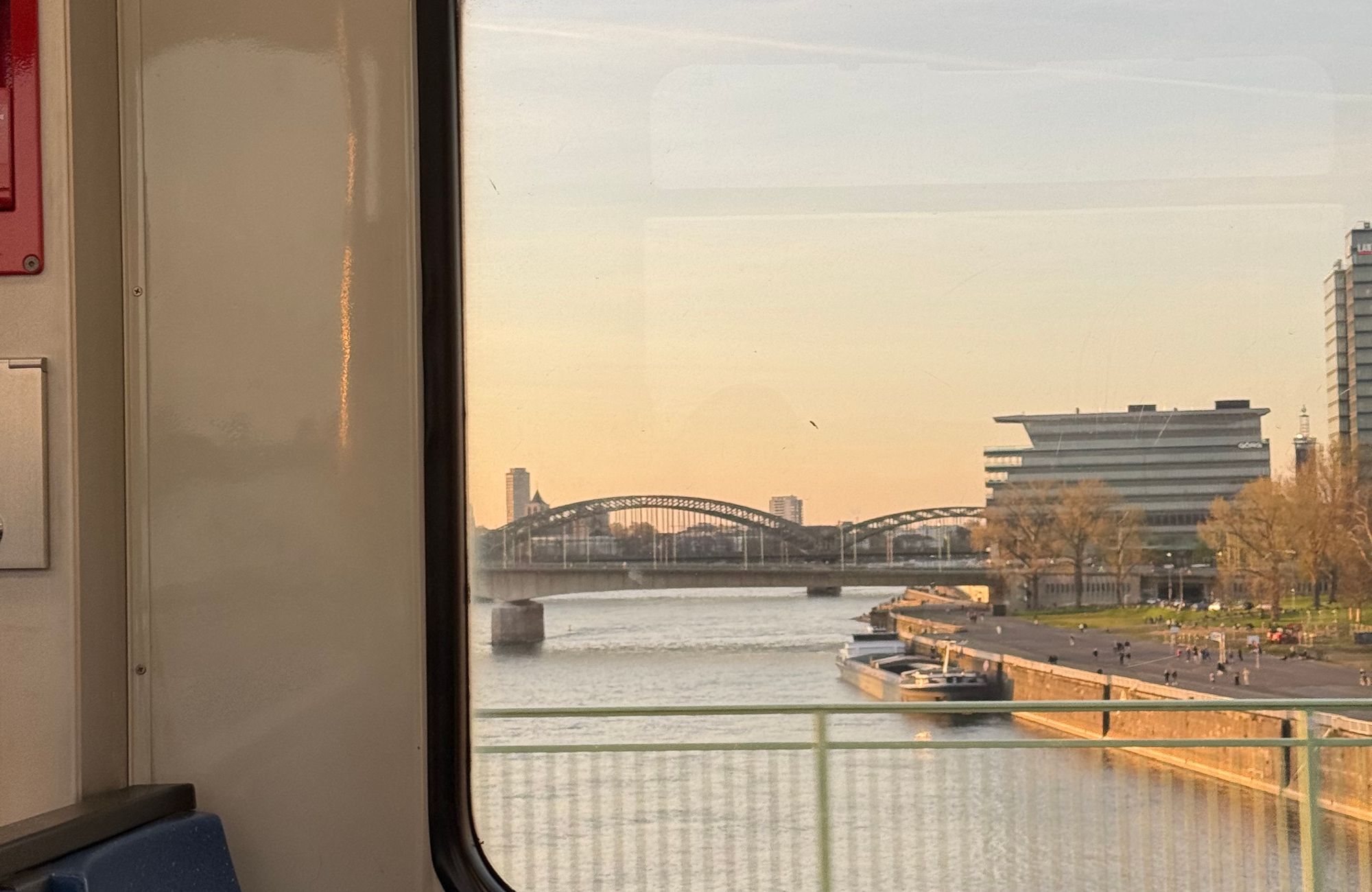 Photographie réelle — Trains de nuit