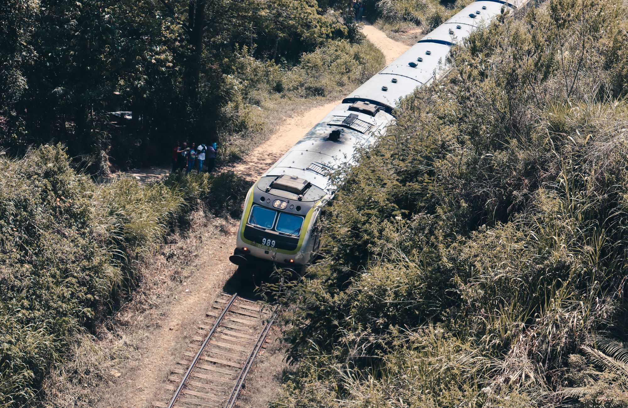 Photographie réelle — Circuit Interrail multi-pays depuis la France